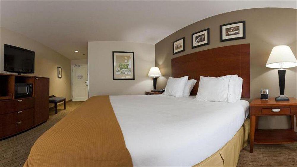 Holiday Inn Express & Suites Searcy By Ihg Ngoại thất bức ảnh